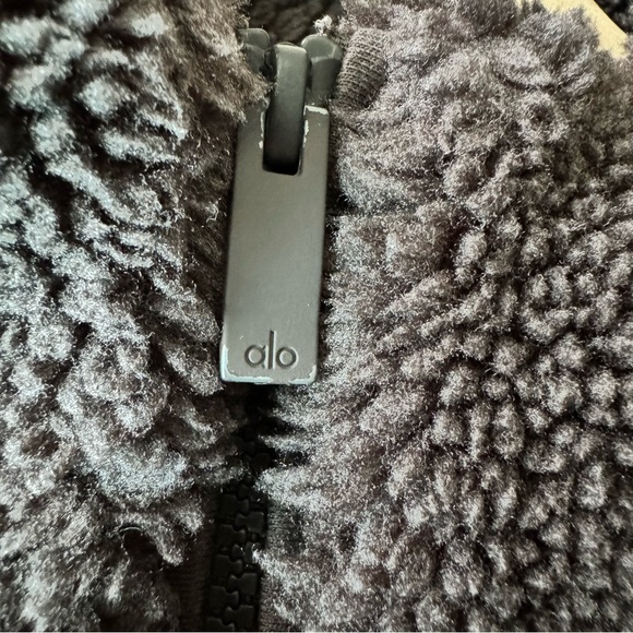 ALO YOGA Foxy Sherpa Jacket Brown Size M - Picture 11 of 16